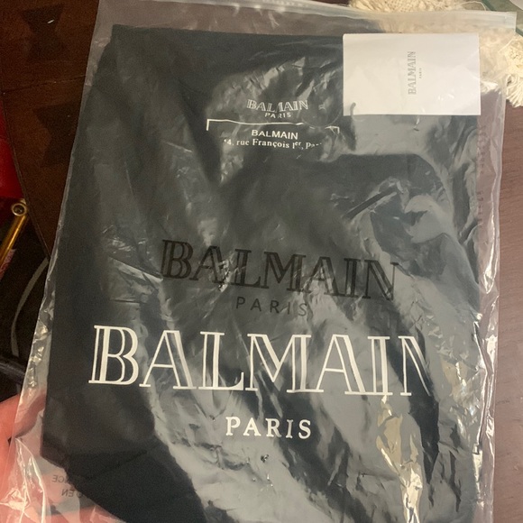 Black Balmain T - Picture 1 of 5